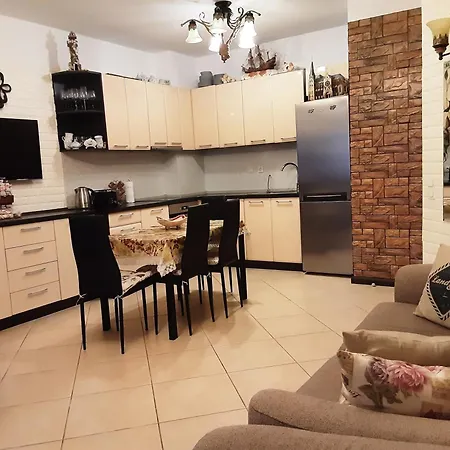 Oasis & 2, Apartment Lozenets