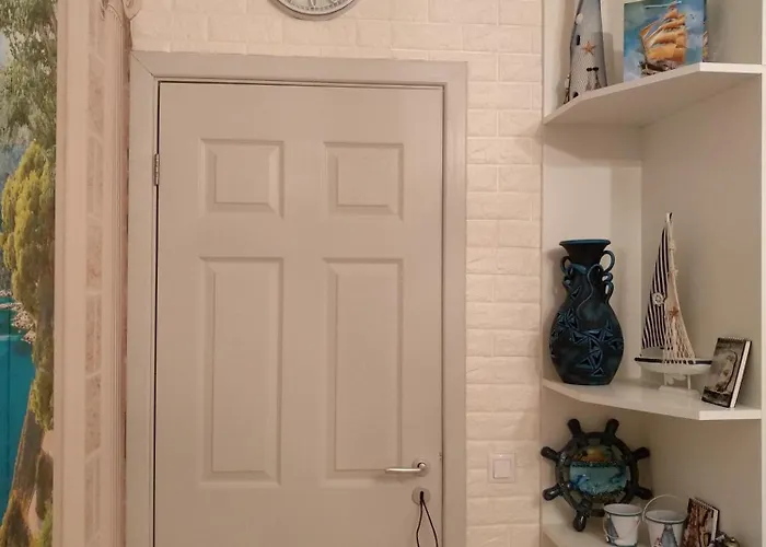 Oasis & 2, Apartment *